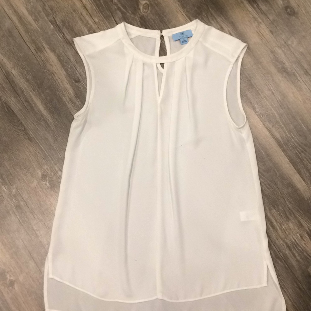 Sleeveless blouse